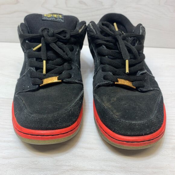 Nike SB Dunk‎ Low Premium QS Sneakers Mens Size 9 Black Suede 504750-001 main image 9